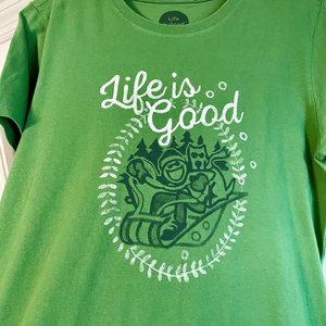 Life Is Good Green Holiday Short Sleeve T Shirt Jake & Rocket Dog Sledding  S
